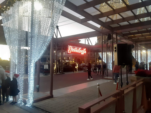 Scottsdale Waterfront, 7135 E Camelback Rd #165, Scottsdale, AZ 85251, USA, 