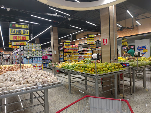 Supermarket Maracanã