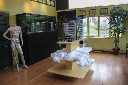 Tattoo Shop «Fat Kat Tattoo», reviews and photos, 89 Broad St, Keyport, NJ 07735, USA