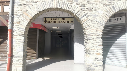 Galerie marchande à Saint-Lary-Soulan