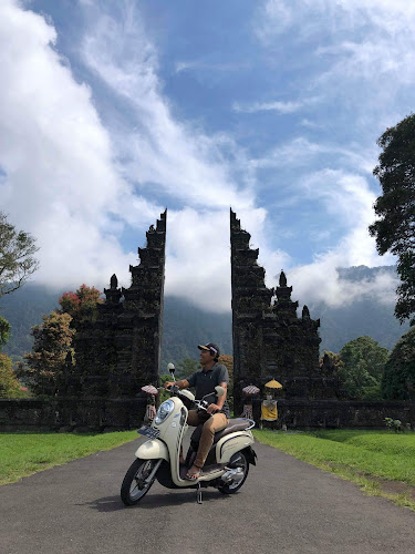 Majun Bali Tour