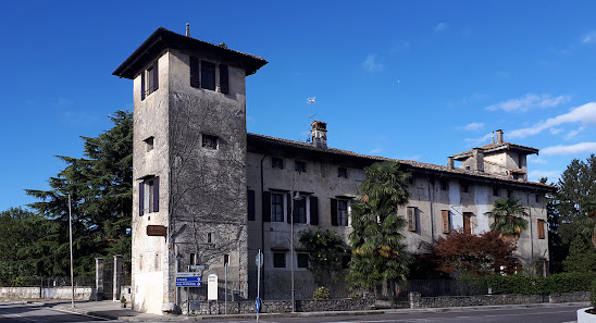 Al Castello di Aiello - Casa Vacanze Via F. Petrarca, 20, 33041 Aiello del Friuli UD, Italia