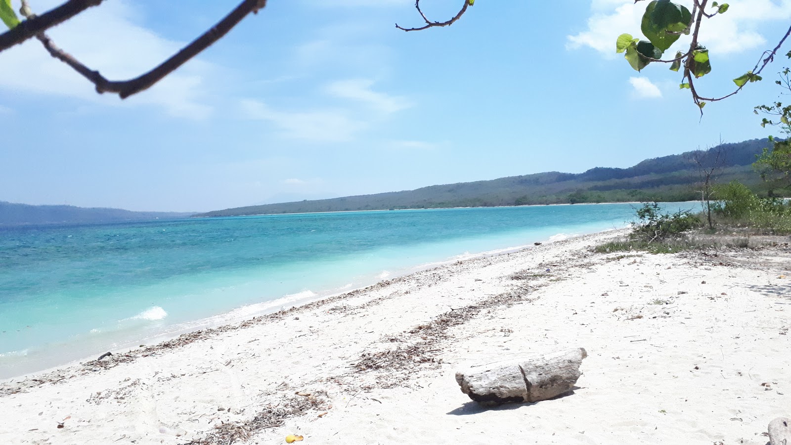 Foto von Prapat Agung Beach wilde gegend