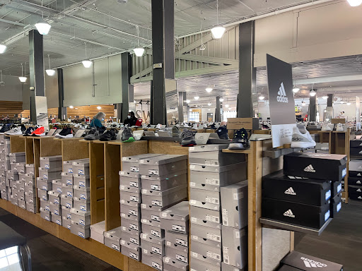 Shoe Store «DSW Designer Shoe Warehouse», reviews and photos, 3530 Stevens Creek Blvd, San Jose, CA 95117, USA