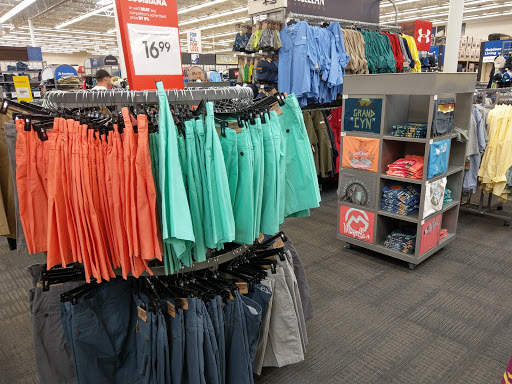 Sporting Goods Store «Academy Sports + Outdoors», reviews and photos, 3205 S MacArthur Dr, Alexandria, LA 71301, USA