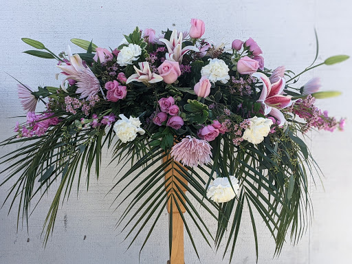 Florist «Monroe Floral», reviews and photos, 113 W McDougall St, Monroe, WA 98272, USA