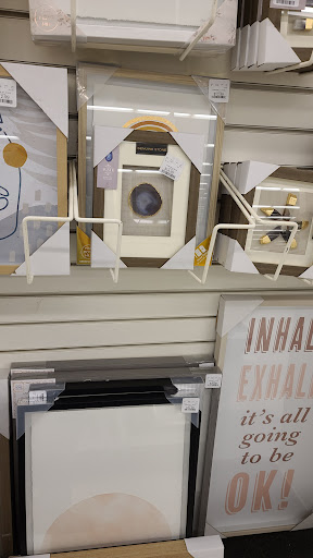 Department Store «T.J. Maxx and HomeGoods», reviews and photos, 649 Broadway, Bangor, ME 04401, USA