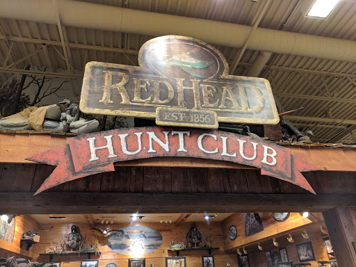 Sporting Goods Store «Bass Pro Shops», reviews and photos, 10000 Bass Pro Blvd, Rossford, OH 43460, USA