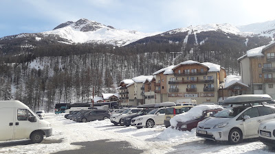Parking Bois méan 1800 à Les Orres