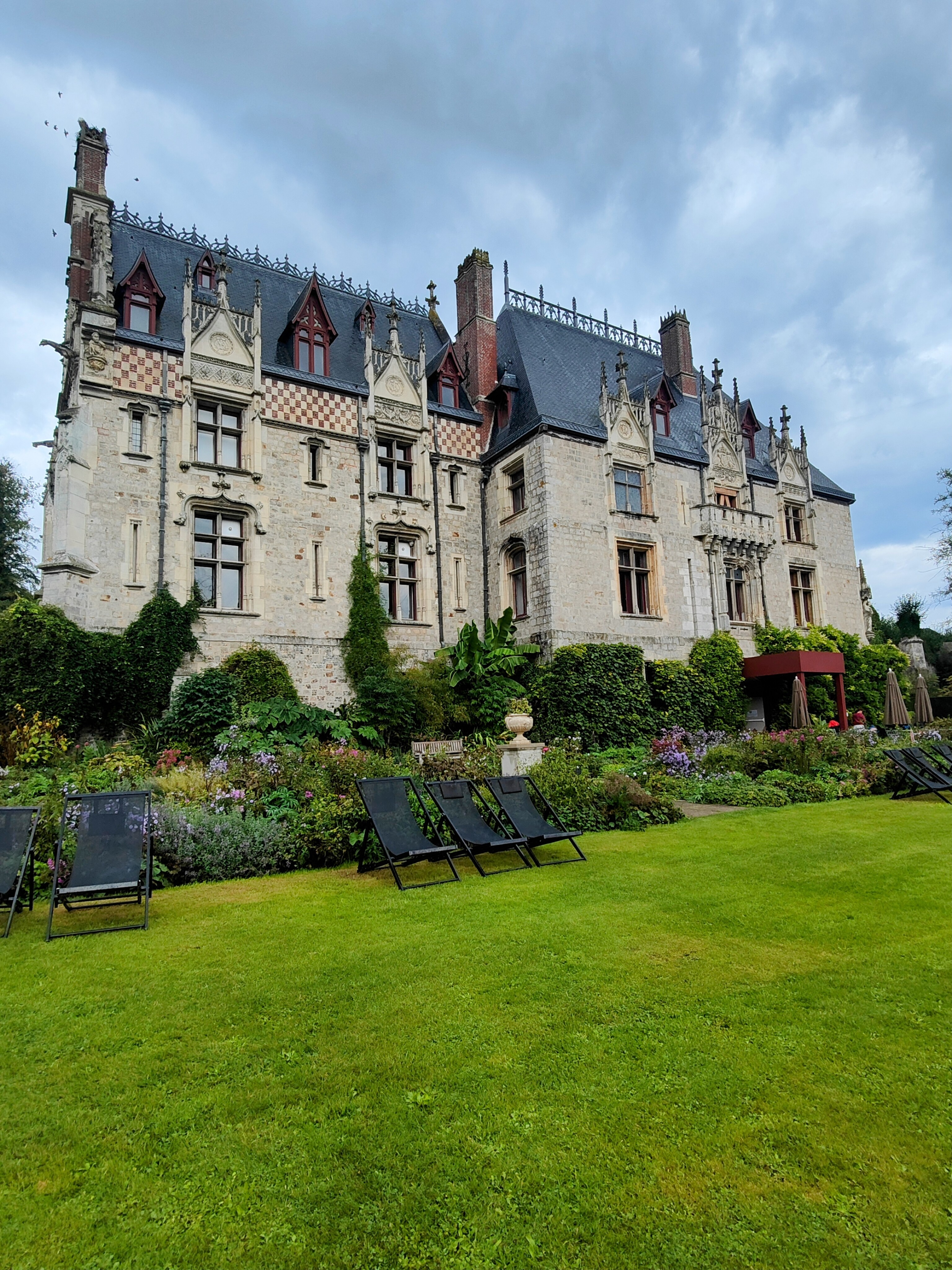 Photo n° 11 de l'avis de amourette.h fait le 19/09/2023 à 06:08