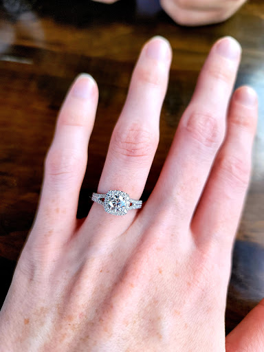 Jewelry Store «Musto Jewelers», reviews and photos, 186 Cambridge Rd, Woburn, MA 01801, USA