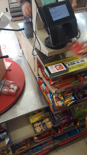 Dollar Store «FAMILY DOLLAR», reviews and photos, 250 E Antelope Ave, Woodlake, CA 93286, USA