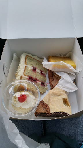 Dessert Shop «The Hungry Hero Dessert Co.», reviews and photos, 22567 SW Washington St, Sherwood, OR 97140, USA