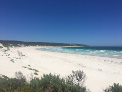 Foto de Deepdene Beach com muito limpo nível de limpeza