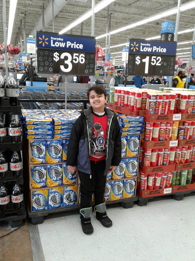 Discount Store «Walmart», reviews and photos, 120 Commercial Pkwy, Branford, CT 06405, USA