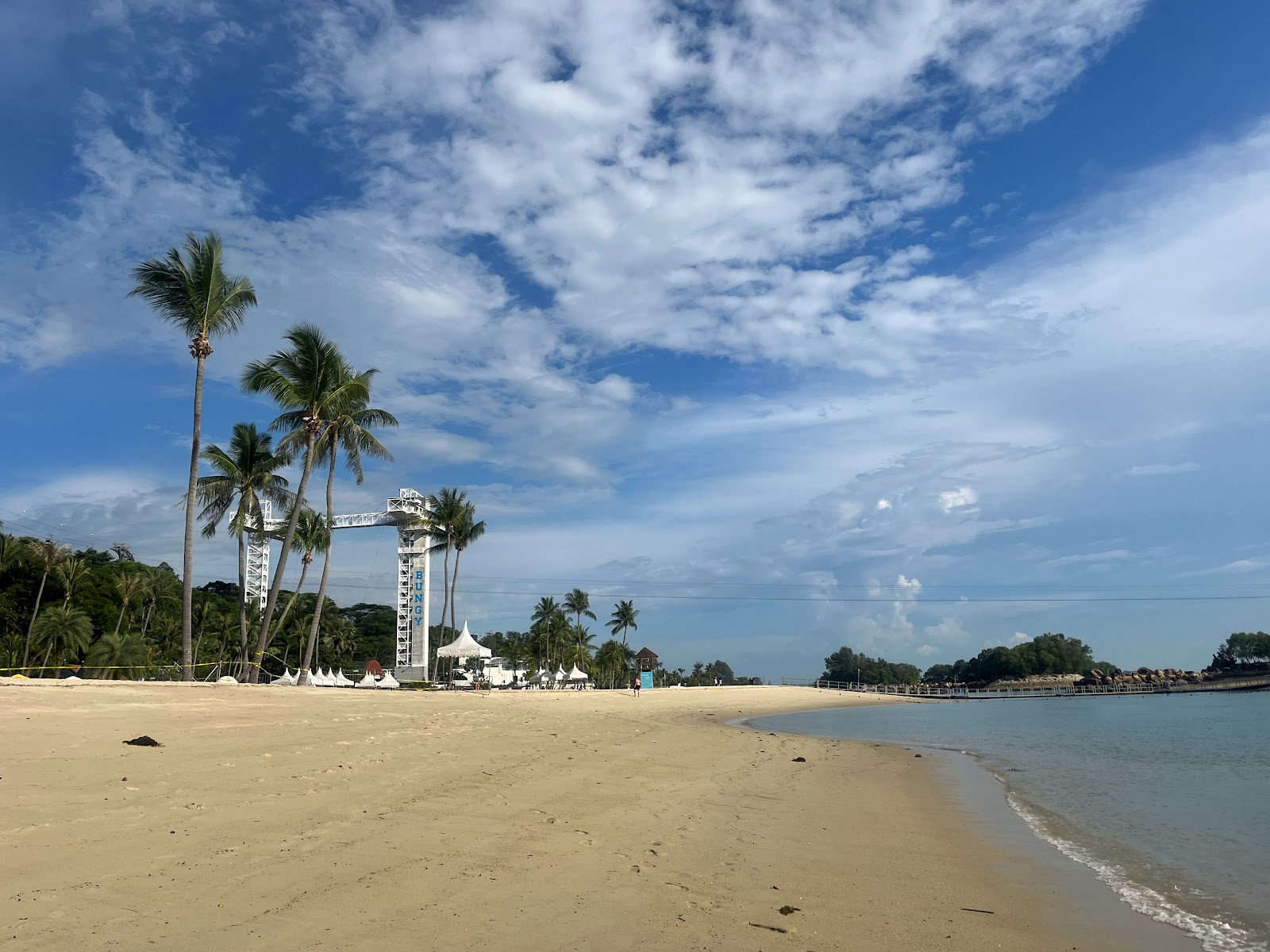 Zdjęcie Sentosa Siloso Beach - popularne miejsce wśród znawców relaksu