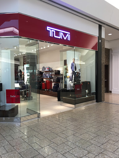 TUMI Store - Cherry Creek