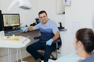 Династия Н | Стоматология Тверь | Виниры, отбеливание зубов image