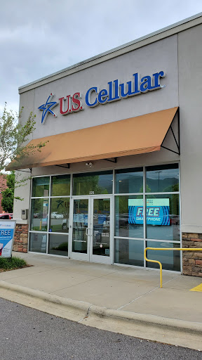 Telephone Company «U.S. Cellular», reviews and photos, 225 Town Center Loop, Waynesville, NC 28786, USA