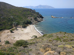 Foto von Kedros beach mit kleine bucht