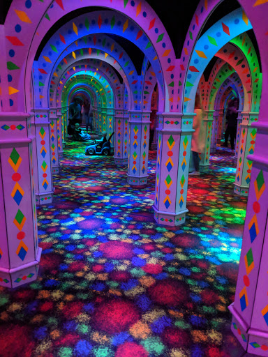 Tourist Attraction «Amazing Mirror Maze», reviews and photos, 353 N E Ct, Bloomington, MN 55425, USA