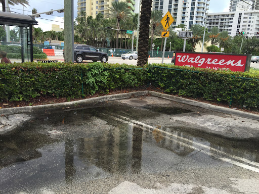 Drug Store «Walgreens», reviews and photos, 17534 Collins Ave, Sunny Isles Beach, FL 33160, USA