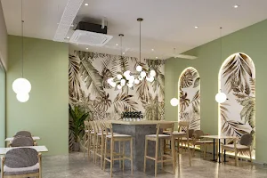 Nine Oasis Cafe & Restaurant image