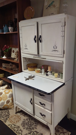 Thrift Store «Youth for Christ Store & Donation Center», reviews and photos, 11124 Chicago Dr, Zeeland, MI 49464, USA