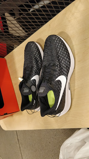 Sporting Goods Store «Nike Clearance Store», reviews and photos, 5000 S Arizona Mills Cir #240, Tempe, AZ 85282, USA