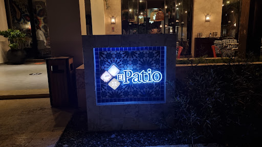 EL Patio