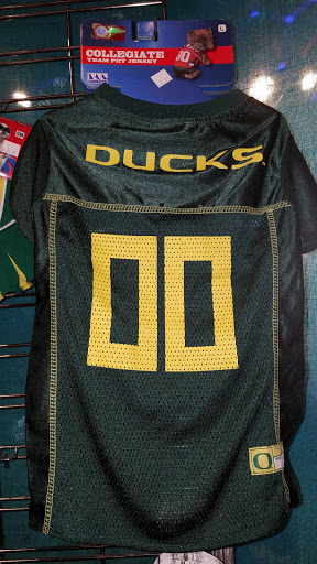 Pet Supply Store «Furever Pets LLC», reviews and photos, 1902 NE Broadway St, Portland, OR 97232, USA