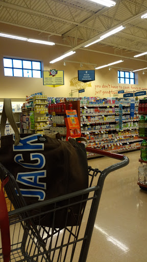 Grocery Store «Hannaford Supermarket», reviews and photos, 223 Main St, Cairo, NY 12413, USA