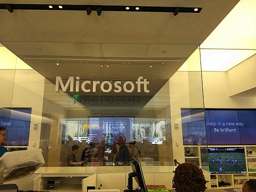 Computer Store «Microsoft Store - St. Johns Town Center», reviews and photos, 4791 River City Dr #113, Jacksonville, FL 32246, USA