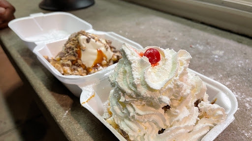 Ice Cream Shop «Sugar Shack», reviews and photos, 630 W 26th St, Chicago, IL 60616, USA