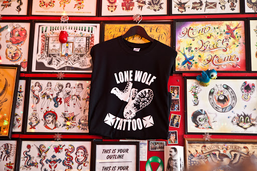 Tattoo Shop «LONE WOLF TATTOO», reviews and photos, 211 Bedford Ave, Bellmore, NY 11710, USA