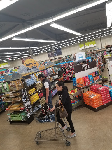 Pet Supply Store «Petco Animal Supplies», reviews and photos, 5850 Sepulveda Blvd, Van Nuys, CA 91411, USA