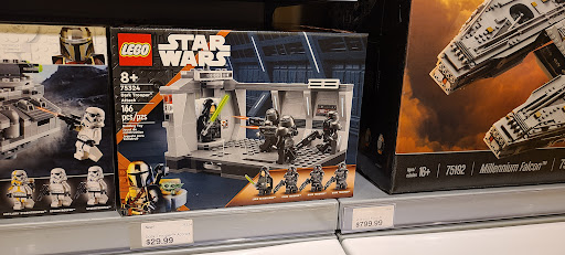 Toy Store «The LEGO Store», reviews and photos, 6170 Grand Ave, Gurnee, IL 60031, USA