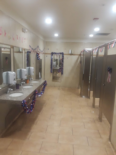 Discount Store «Walmart», reviews and photos, 1965 S Union Ave, Tacoma, WA 98405, USA