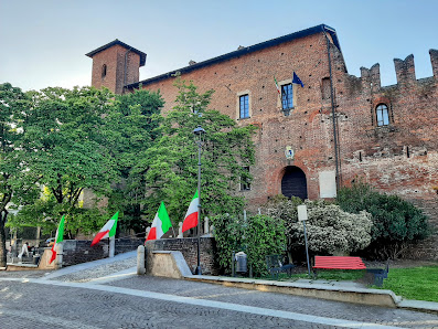 Castello Visconteo di Binasco Via G. Matteotti, 135, 20082 Binasco MI, Italia
