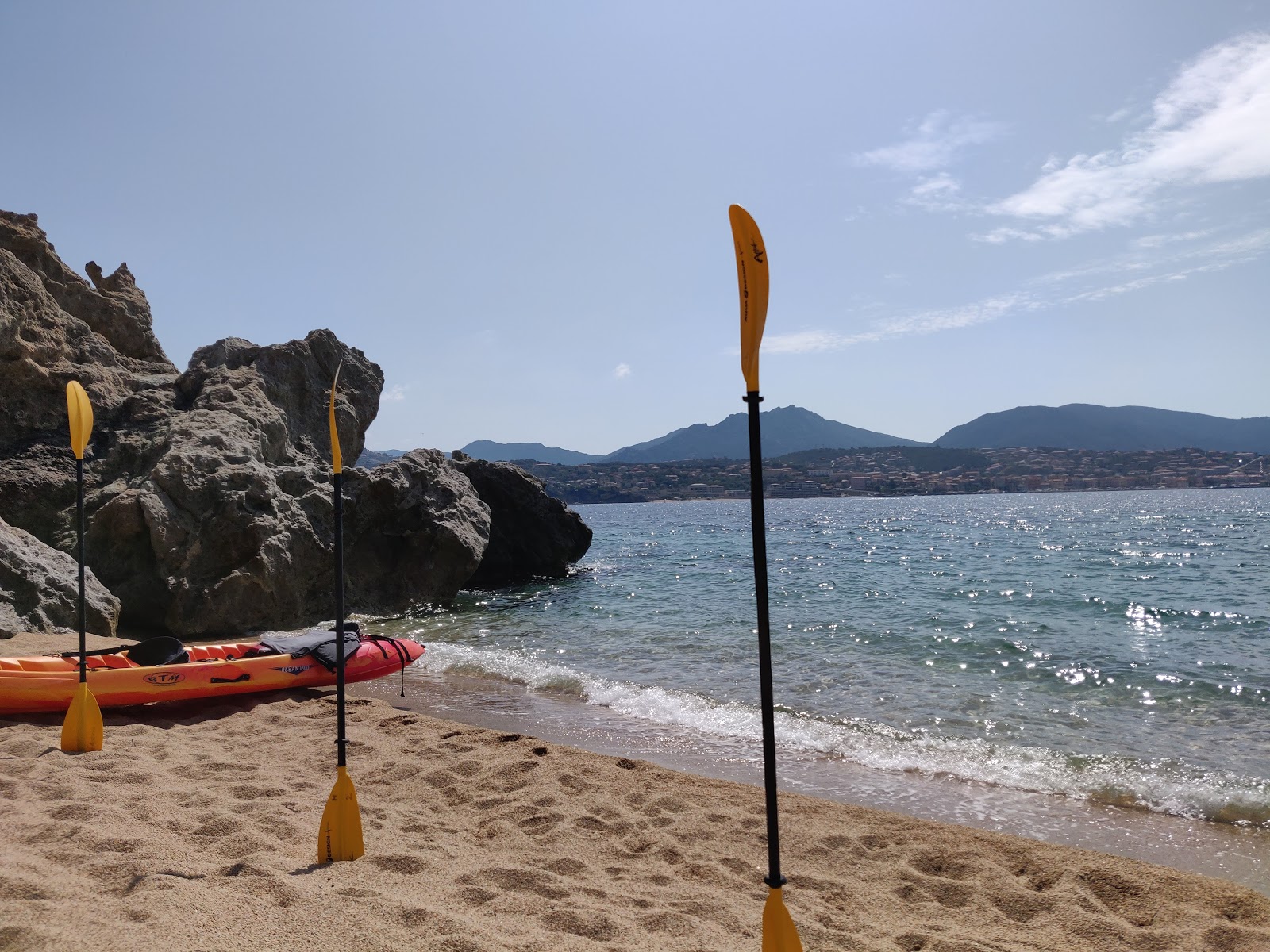 Photo of Marinca beach partly hotel area