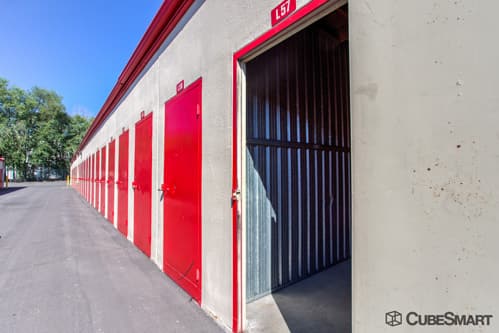 Self-Storage Facility «CubeSmart Self Storage», reviews and photos, 350 S Redwood Rd, Salt Lake City, UT 84104, USA