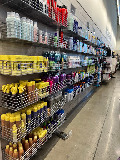 Department Store «Nordstrom Rack Lakewood Center», reviews and photos, 4651 Silva St, Lakewood, CA 90712, USA