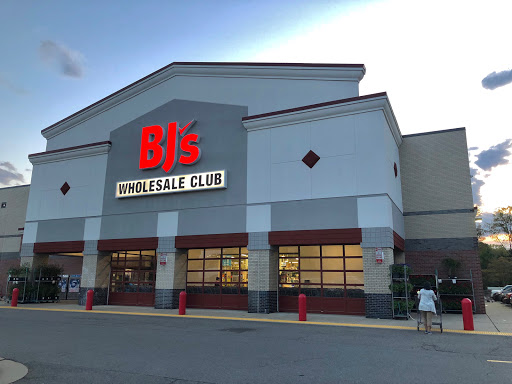 BJ’s Wholesale Club, 1320 Starling Dr, Richmond, VA 23229, USA, 