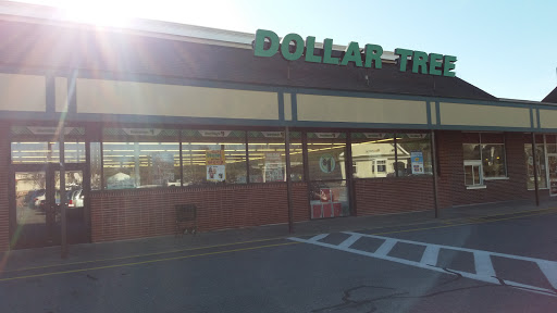 Dollar Store «Dollar Tree», reviews and photos, 10 Gooding Ave, Bristol, RI 02809, USA