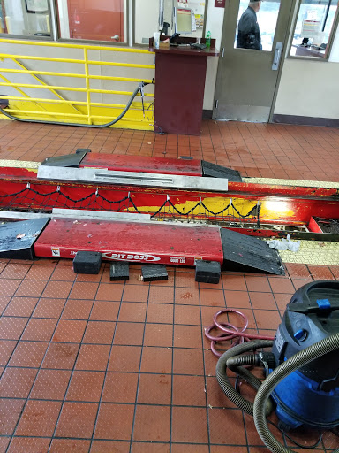 Oil Change Service «Jiffy Lube», reviews and photos, 600 Washington Square Center, Washington, MO 63090, USA