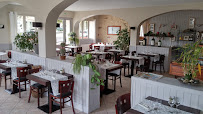 Atmosphère du Restaurant Traiteur La Licorne à Roquefort - n°15