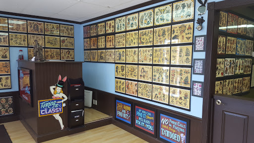 Tattoo Shop «Forever Tattoo Parlour», reviews and photos, 1505 SE 47th Terrace, Cape Coral, FL 33904, USA