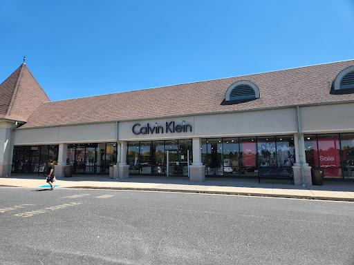 Shopping Mall «Jackson Premium Outlets», reviews and photos, 537 Monmouth Rd, Jackson, NJ 08527, USA