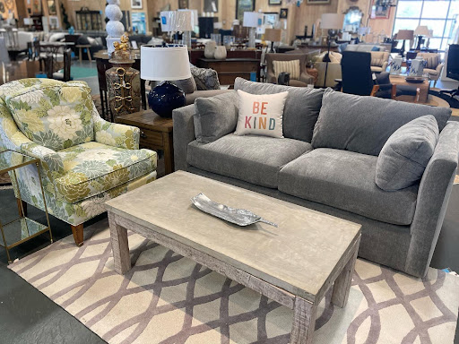 Consignment Shop «Middlebury Consignment», reviews and photos, 1365 Whittemore Rd, Middlebury, CT 06762, USA