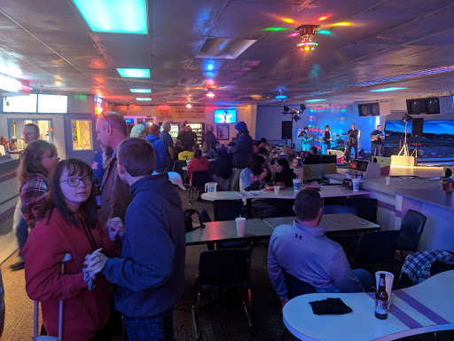 Bowling Alley «Lucky Strike Lanes», reviews and photos, 1904 S Anderson St, Elwood, IN 46036, USA